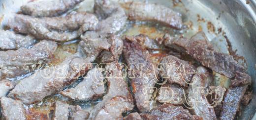 Азу по-татарски из говядины - пошаговый фото рецепт приготовления